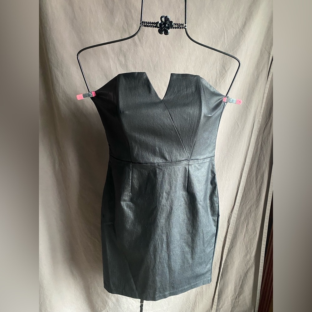 Faux Leather Black Strapless Mini Dress by XXI ♥️♥️♥️
